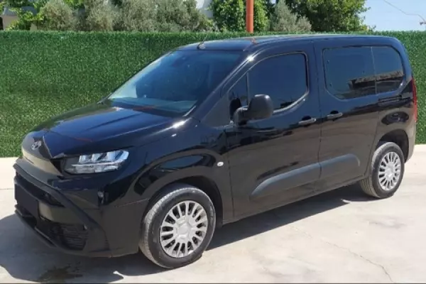 Toyota ProAce City for rent in Turkey