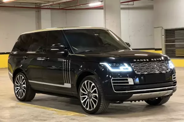 Range Rover Vogue for rent in Turkey