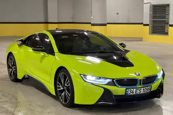 BMW i8 for rent in Turkey