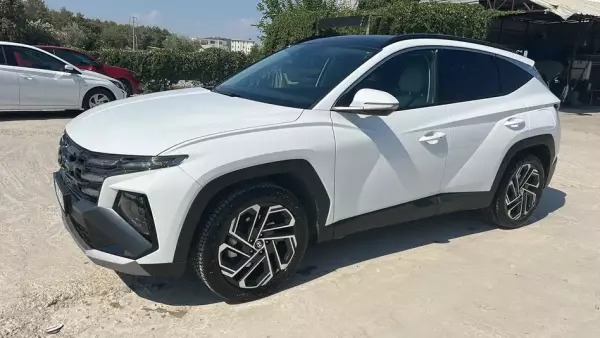 Hyundai Tucson for rent in Izmir
