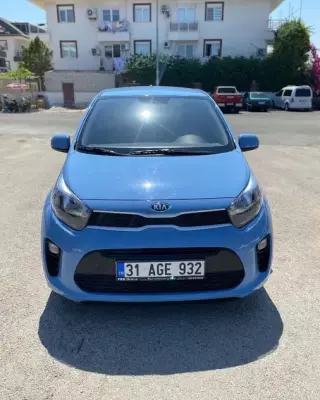 Izmir'de kiralık KIA Picanto
