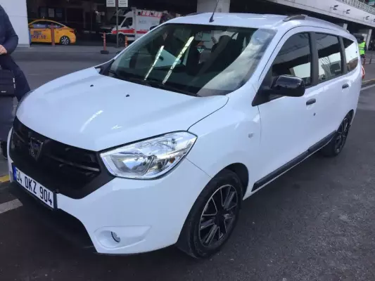 Dacia Lodgy for rent in Izmir